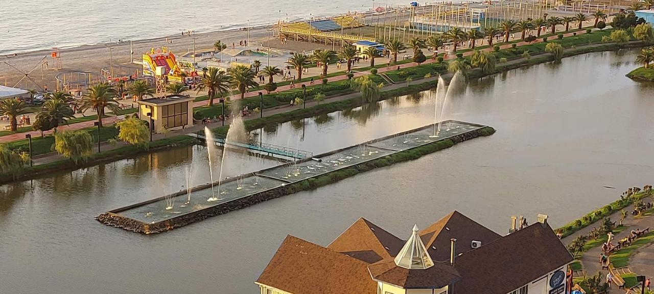 E&S Apartment - Sunset&Sea View Batumi Exterior foto