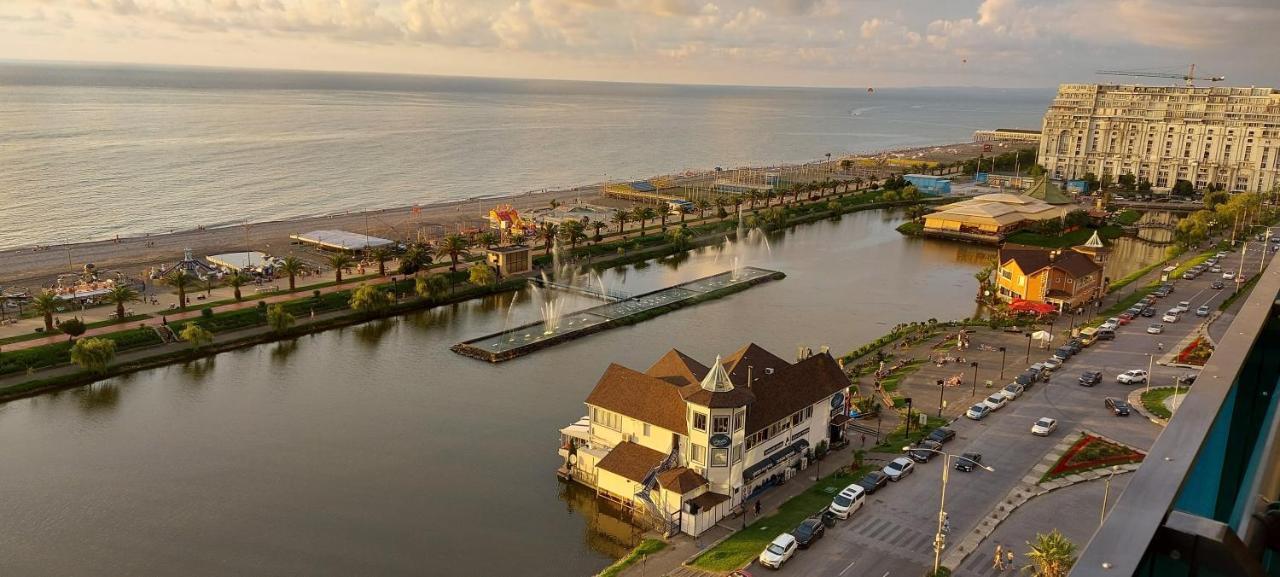 E&S Apartment - Sunset&Sea View Batumi Exterior foto