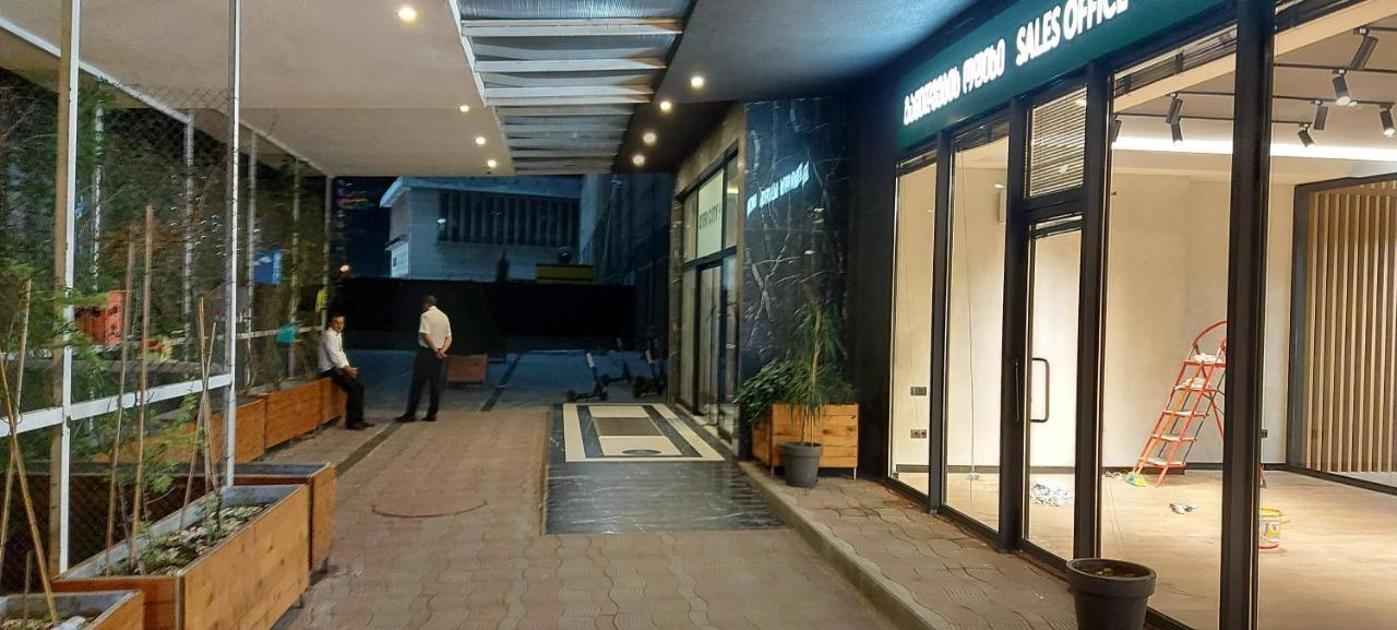 E&S Apartment - Sunset&Sea View Batumi Exterior foto
